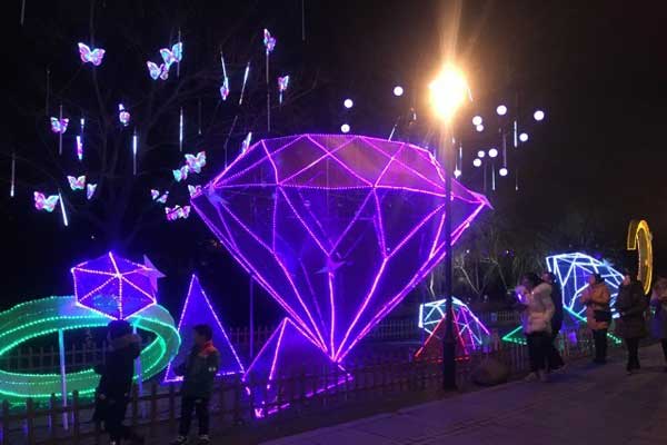 文旅夜游+投影互动装置